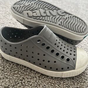 Native Kids Water Shoe — Gray with White Sole